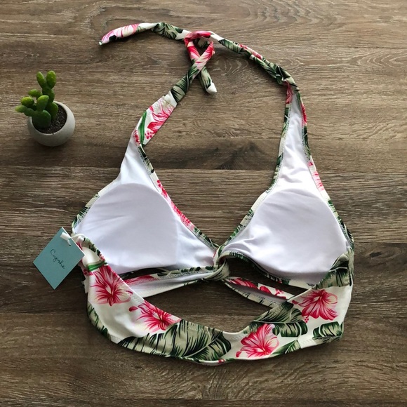 Cupshe bikini top. Tropical floral print. XXL - Picture 2 of 2